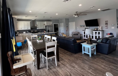 Key Allegro House | GREAT family home with a great place to sit and relax…canal view!