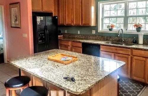 Saint Helena Island House | GREAT FAMILY LIVING SPACE AND LOCATION!