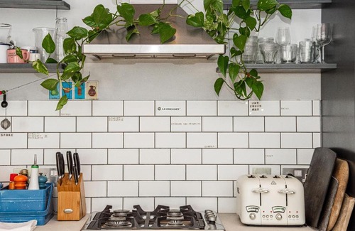 St Luke's Apartment | Great flat with terrace in Shoredich, Central East London