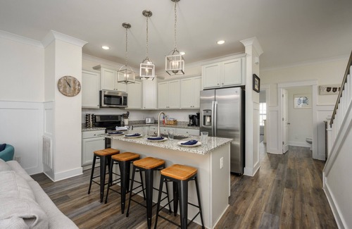 Folly Field House | Great for Entertaining, Private Pool, Grill, Firepit, Kids Room, Arcade Game,Cornhole, Walk 2 Beach