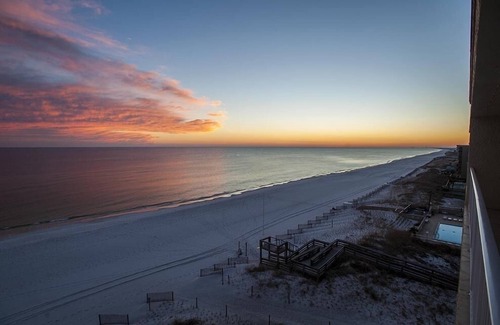 Fort Walton Beach Condo | GREAT FOR FAMILIES- Huge 3/3 Gulf-Front Condo with 32' Balcony