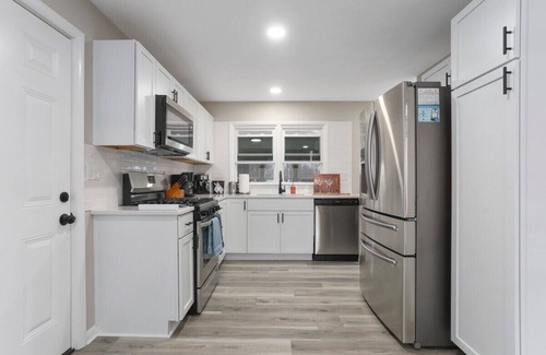 Lee's Summit House | Great for Families KingBeds|Arcade|Near DT LS