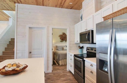 Port Aransas House | Great for Families, 4br! | Lemon Chill