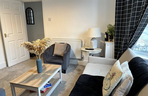 Birkenhead House | Great for Football fans, contractors and tourists