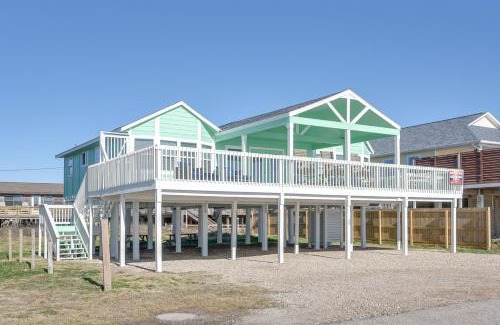Surfside Beach House | Great for Groups Oceanfront Surfside Beach Home!