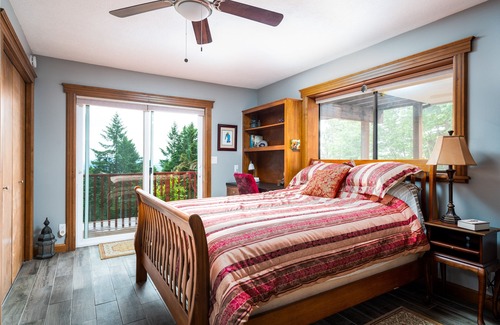 Corvallis House | Great for Travelers, Academics, and Medical Professionals