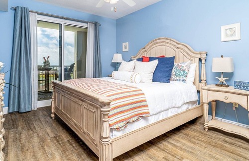 Miramar Beach Condo | Great $ Gulf Views, Walk 2 Beach, Pools/Sauna/Fitness/Arcade/Pickleball, Seascape Resort Ariel Dunes