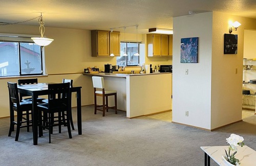 Gig Harbor House | Great Harbor View Entire 2Br & 2Ba Vacation/Getaway Unit