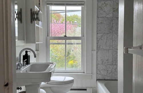 Provincetown House | Great Historic Penthouse Duplex with Large Deck