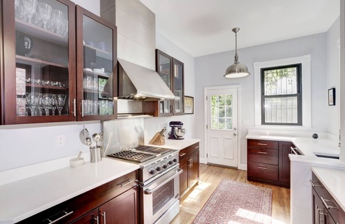 Logan Circle House | Great Historic Victorian Townhouse in Logan Circle