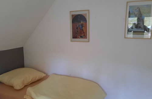 Kirschhausen Apartment | Great holiday home in the countryside