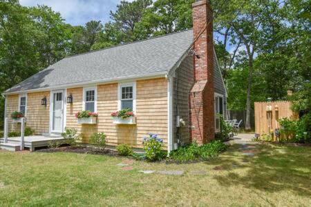 North Eastham House | Great Home with Game Space Close to Baech