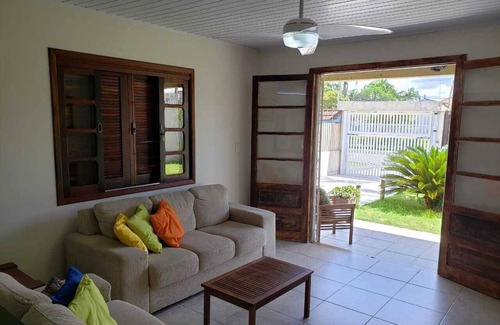Matinhos House | Great house, airy, close to the sea, with pool and all utensils!
