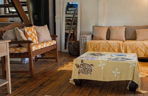 Temae House | GREAT HOUSE BY MANAEVA LODGE