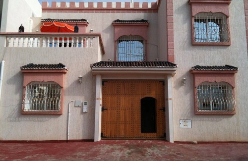 Tnine Aglou House | GREAT HOUSE OF CHARACTER ALL COMFORT FEET IN THE WATER