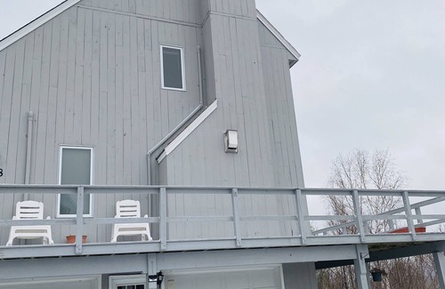 Plymouth House | Great house on reopened Tenney Mountain, close to pristine Newfound Lake