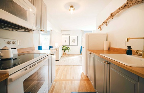 New Castle Apartment | Great Island Inn: A Boutique Apartment Hotel