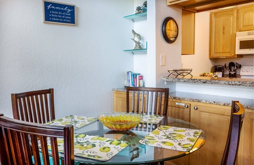 Kihei Condo | Great Kihei Location- Near Beach, Shopping, and all Kihei has to offer!
