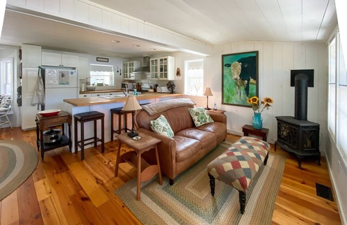 Wells House | Great Lake Views, Renovated Farmhouse