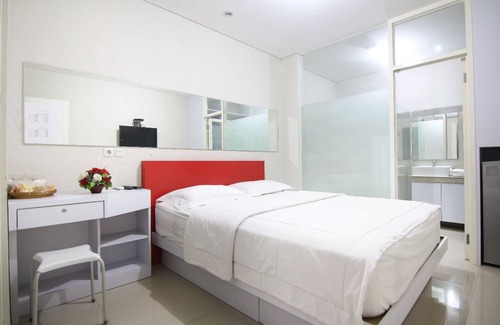 Surabaya House | Great location, 10 mnts from Tunjungan Plaza