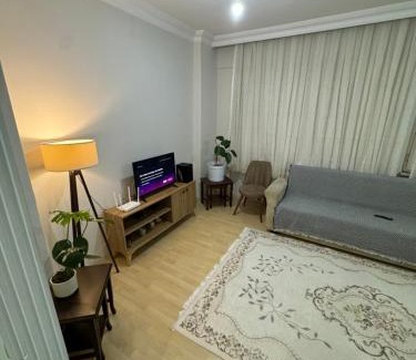 Fatih Apartment | Great location and Cozy House!