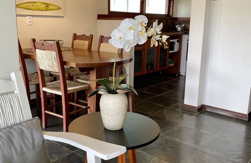 Morrinhos House | Great location!
