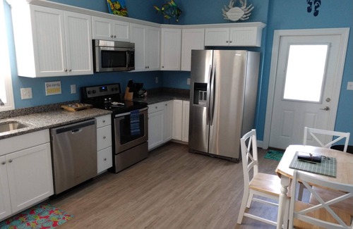 Morehead City House | Great Location for Beach, Sun, and Fun!