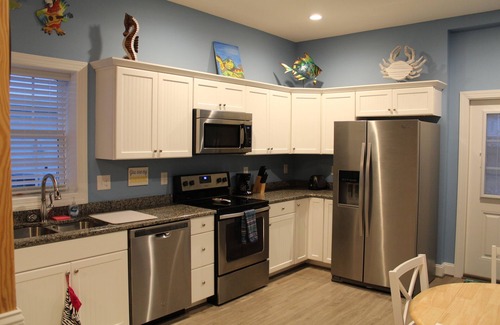 Morehead City House | Great Location for Beach, Sun, and Fun!