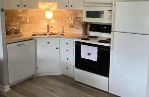 Auburn Apartment | GREAT LOCATION FOR ALL OF AUBURNS SPORTS!