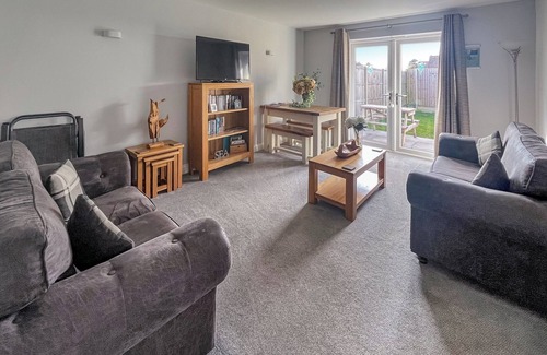 Sandilands Cottage | Great location for a small family holiday, close to the sea and sandy beaches.