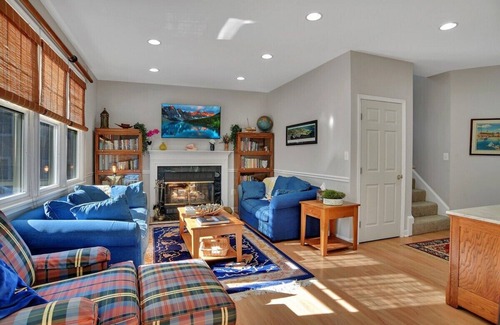 Annapolis House | Great location, free parking