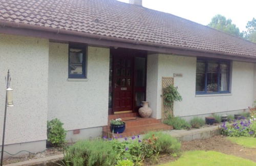 Fortrose House | Great location: golf, walking, sandy beach, viewing dolphins.