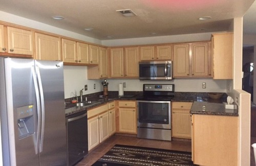North Scottsdale Condo | Great location in gated North Scottsdale complex