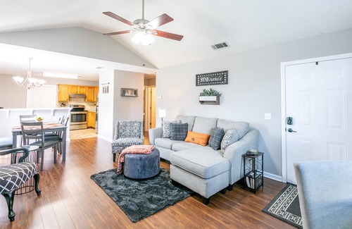 Flowood House | *Great Location* Minutes to Airport, Jackson, Rez