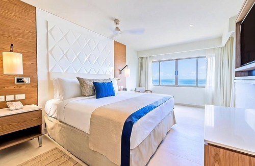 Morne Rouge House | Great Location Near Parc a Beouf Beach! Ocean View, Outdoor Pool, Beachfront!
