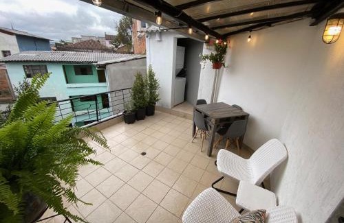 San Juan Apartment | Great Location Quito Apartments