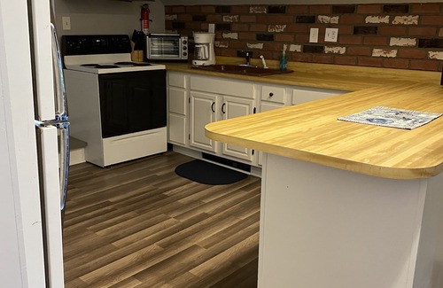 Alexandria Bay House | Great Location to Downtown Alexandria Bay