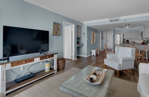 Seagrove Beach Condo | Great Location ~ Seagrove Beach ~ Heated Pool ~ Seasonal Beach Chairs