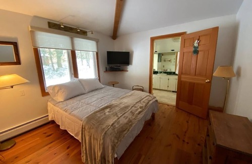 Stowe Area House | Great Location with 7 Bedrooms & Bonus Game Room! Plus Swimming Pool & Fire Pit!