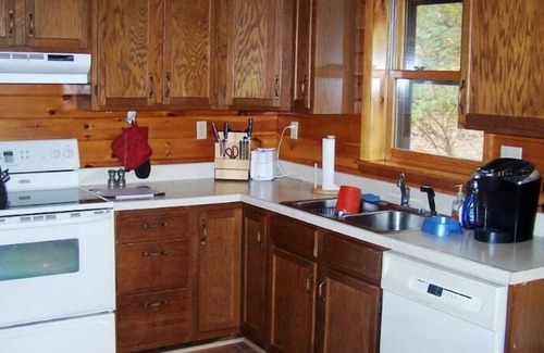 McHenry Cabin | Great Log Cabin Located Near Deep Creek Lake.