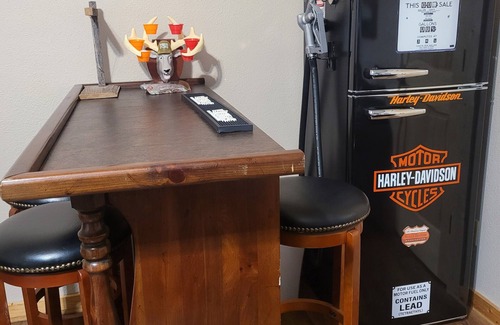 Lyndon Station House | Great Log Home with Plenty of Room to Relax, Sleeps 13, Close to Dells.