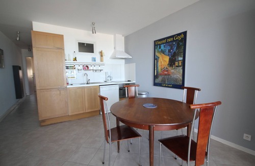 Palavas-les-Flots Apartment | great modern apartment directly on PALAVAS beach, 2 bedrooms, wifi