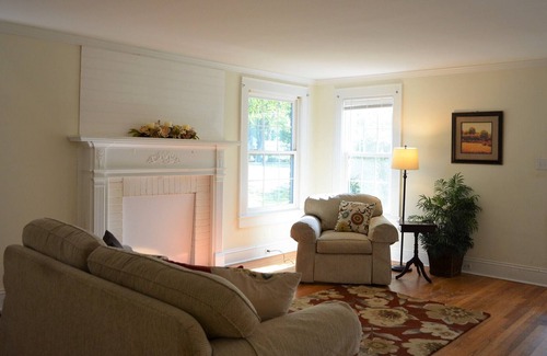 Mooresville House | Great Mooresville location, Perfect for longer-term Guests Who Want A Home Feel