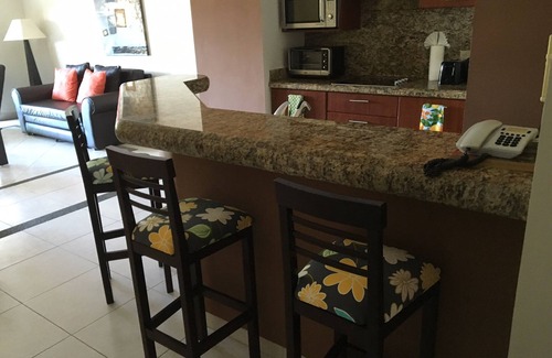 Nuevo Vallarta Condo | Great Ocean View Condo in Vallartas' Best Bay. Bay of Banderas. Villa Magna