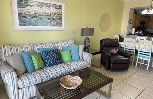 Gulf Shores Condo | Great Ocean View with NEW Balcony Furniture