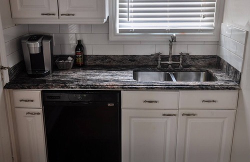 Amherstburg Cottage | Great on the water getaway