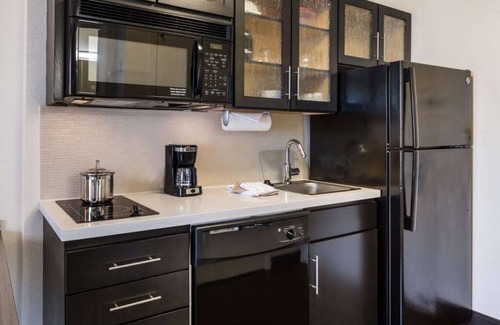 Brentwood House | Great Pick! 2 Units with Full Kitchens, Pet-friendly Property!