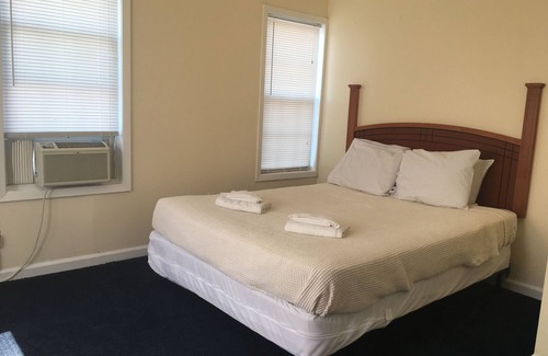 Wall Hotel | Great Place right on the beach!