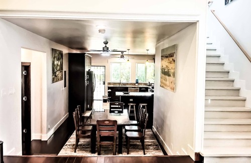 Waimanalo House | Great Price! 4800sf 9 rooms 5 baths Gated New House Steps from Waimanalo Beach