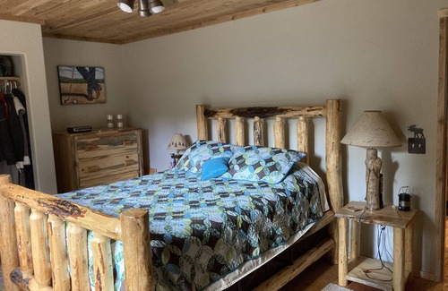 Priest River House | Great Priest Lake Cabin close to Golf Course & Lake! 4bdrm 2bath 8 beds